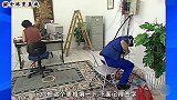 巴西搞笑恶作剧：妹子帮忙拉闸，工人假装发生电击意外