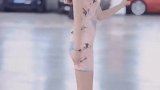 小姐姐回眸的一瞬间，爱了爱了