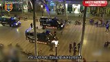 马德里警察手持水枪警备！ 西媒：巴萨球迷庆祝太疯狂还是小心为上