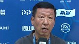 申花全队抵达球场 崔康熙：球员都是有优缺点和特点的
