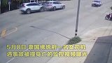 泰国一女司机追尾宝马惊魂未定不料下车后突然发生惨剧！