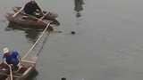 河南一对夫妻凌晨跳河自杀身亡 家人哭得撕心裂肺