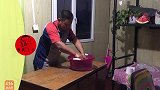 农民王小：东北爷们爱干家务集装箱小屋秒敞亮，请检查干的咋样