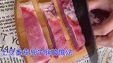 土豆番茄炖牛腩的做法，牛肉软烂入味，汤鲜味美，大人孩子都爱吃