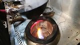 实拍：做羊肉我只服新疆厨师，看看他们这操作手法，服了！