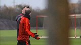 英超-1516赛季-曼联士气已跌至冰点 范加尔自称江郎才尽-新闻