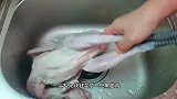 鸡肉这样做太好吃了，我家10顿有9顿这样做，一次做一只不够吃