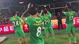 国安赛后谢场气氛低沉 即便失利球迷依然高唱“永不放弃”