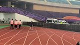 华夏后卫遭遇重伤 现场救护车送往医院伤情未知