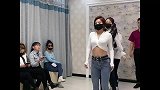 小姐姐现场四人舞蹈