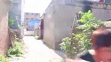 孙女被狗咬了邻居却不认，两家一言不合又吵架，闺女出面结局圆满