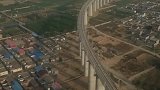中国基建最长空中铁路