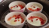 肉末鸡蛋往碗里一压蒸一蒸，原来这么好吃，原汁原味鲜甜还营养