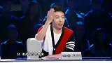选手上台就唱拿手的《敖包相会》，草原民歌，娓娓动听
