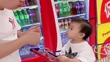 虎爸又开始忽悠暖宝了，下一秒暖宝懵圈了，暖宝：你给我等着！