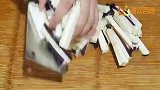 1个茄子，3个鸡蛋，鲜香入味，每次都光盘，我家1周做5次