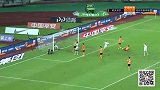 尹鸿博左脚兜传禁区 高拉特旱地拔葱头槌攻门偏出