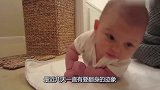 5月大萌娃第一次成功翻身，小娃之后的表情，相当的得意