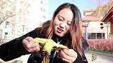 小伙卖无硼砂，规定1.2米以下免费玩，不料美女放大招