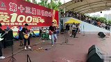 大学生表演现场砸吉他，谢霆锋当年也不敢这么狂