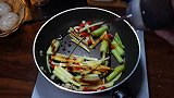土豆丝炒几分钟能熟，土豆丝像我这样炒4分钟就能熟