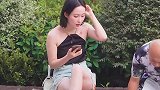 这妹妹竟然背着我跟老王打麻将，还胡了好多把！