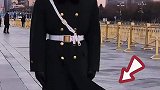 大风天仍然坚守岗位，两个小时一动不动