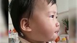 当人类幼崽第一次吃榴莲 虽然在yue，但是东西是吃下去了