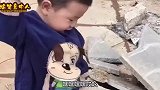 搞笑配音：这么巨大的手枪还是头一次见！