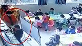 幼儿园孩子脸上带伤 家长调取监控后怒了：老师怎么下得了手