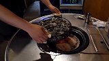 韩国的街边美食：肉馅烤石头