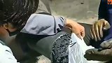 差点以为这是出口到非洲的化妆品！