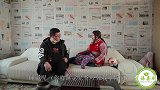 老公出差提前回家，本想给老婆一个惊喜，却受到了惊吓，真逗