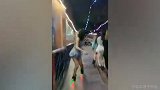 这是王者！小姐姐短裙溜冰美呆了