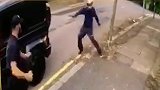 厄齐尔伦敦街头遭遇持刀抢劫 队友挺身而出赤手空拳击退劫匪