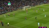 第74分钟曼城球员马赫雷斯射门 - 打偏
