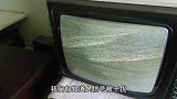 老式电视的雪花屏，是138亿年前的宇宙大爆炸导致的？
