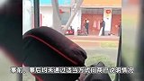 江苏沛县通报“城管撕春联”事件：执法队员对传统习俗不尊重，处分涉事责任人