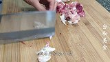 教你在家做青椒鸡丁，不用复杂的步骤，出锅香气四溢味道不输饭店