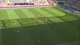 第89分钟甘冈球员门迪射门