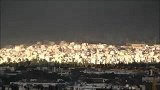 旅游-异象：雅典卫城上空一道金色阳光穿云而出，罕见！持续大约十分钟左右，好游者DV纪录