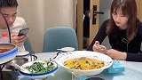 同学聚会迟到你们尴尬过吗