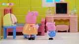 小猪佩奇和乔治不停的打扰猪妈妈写书，猪妈妈：我太难了！