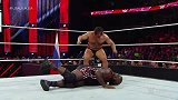 WWE-14年-RAW第1113期：亨利再战鲁瑟夫 惨被锁技昏厥不醒-花絮