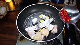 芋头的吃法，百吃不腻的鸡翅烧芋头，超级开胃