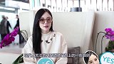 同样双腿放在沙发上：杨幂被赞，李小璐却被嫌弃，到底谁输了？