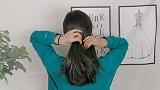 中长发的女生试试这款日常发型，端庄优雅显气质，手法简单易上手
