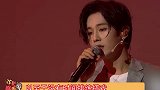 观众爆料于正批评李汶翰，于正说“如果你要做个唱跳歌手就别演戏了”，上一个综艺中李汶翰也被批评了，还是要取舍。