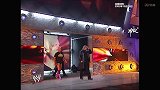 WWE-17年-经典时刻：巴蒂斯塔打伤高柏 获取HHH赏金-专题