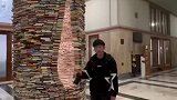 布拉格的无限书塔，网友：这得多少本书才能堆起来